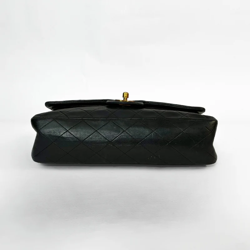 Chanel Double classique moyen Flapbag