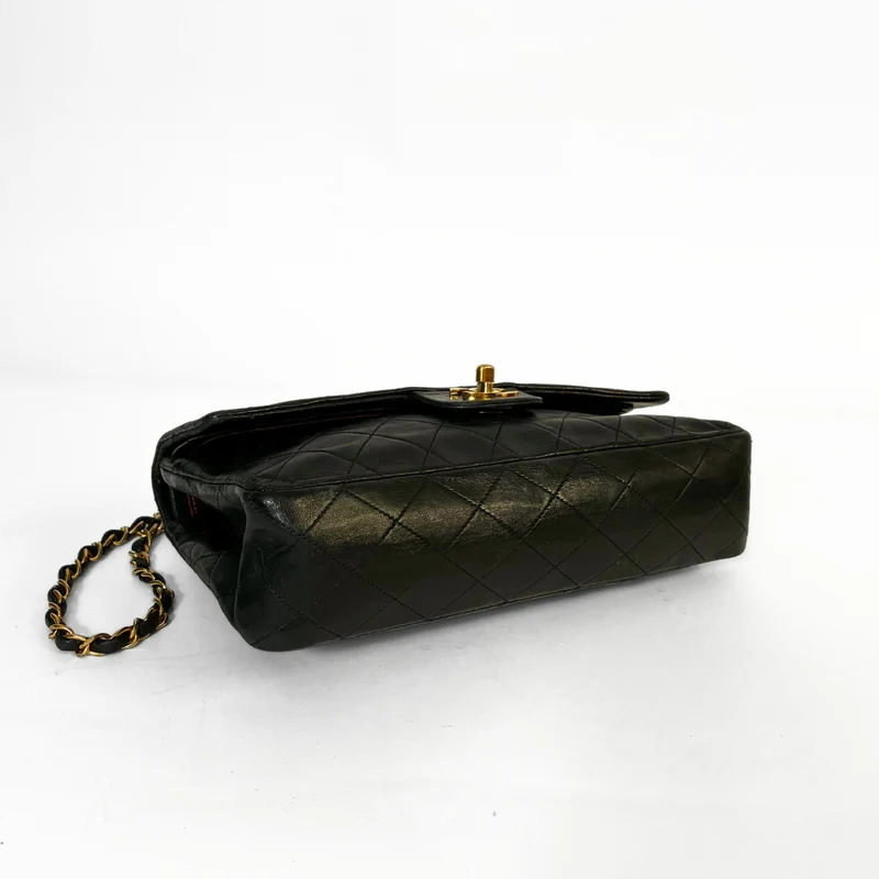 Chanel Double classique moyen Flapbag