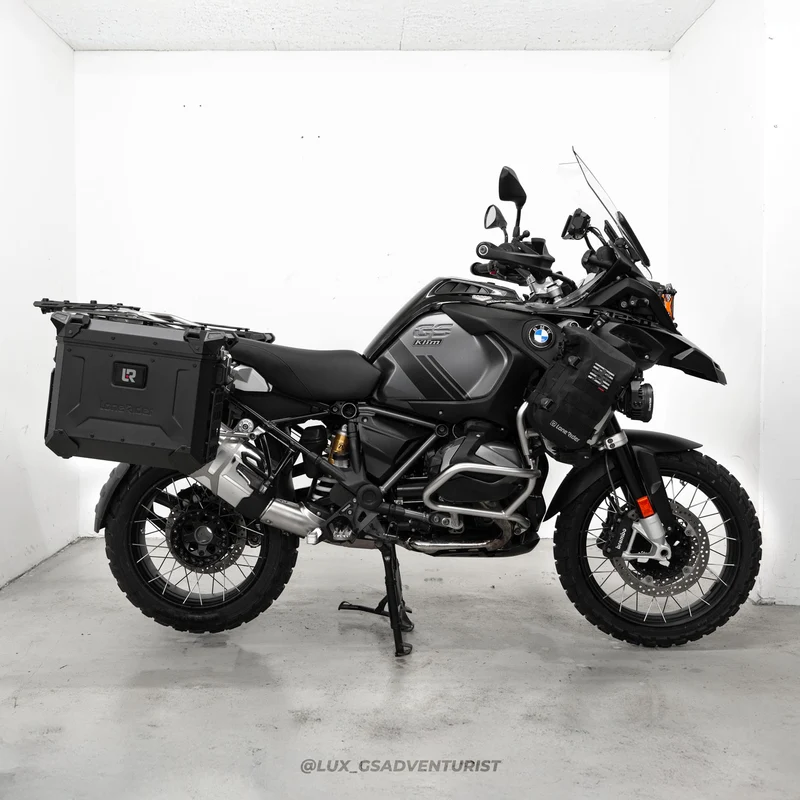 MotoPanniers – The Ultimate Set of Hard Cases
