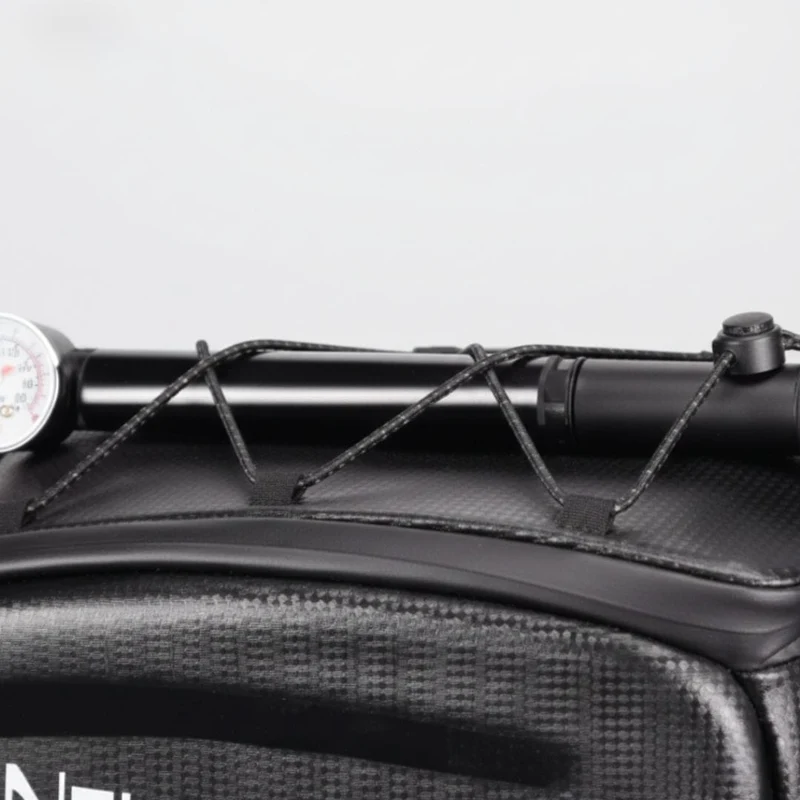 Sacoche arrière imperméable avec porte gourde | Gravel 4-8L