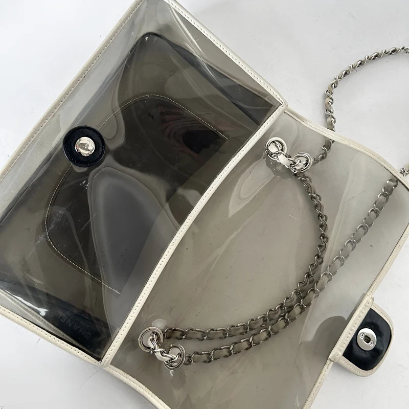 Chanel Coeur CC Flap Bag Vinyle et cuir d'agneau (Limited Edition)