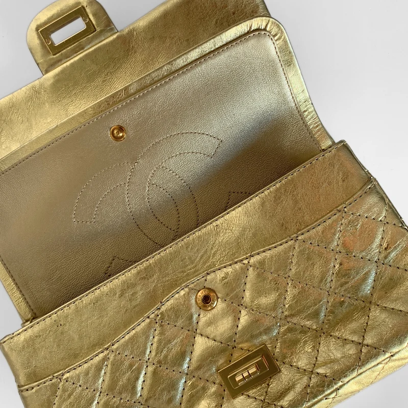 Chanel Sac 2.55 en cuir de veau vieilli