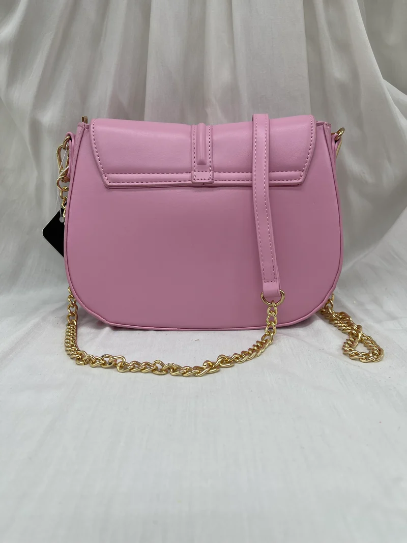 Sac rose poudré avec fermoir doré - Le chic à votre portée