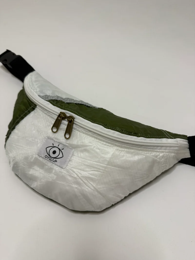 Banane upcyclée parachute