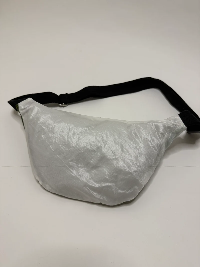 Banane upcyclée parachute