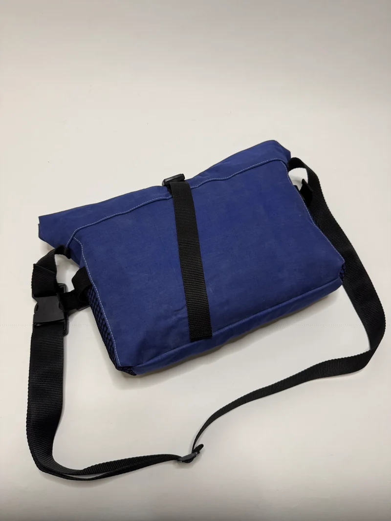Sac besace roll top