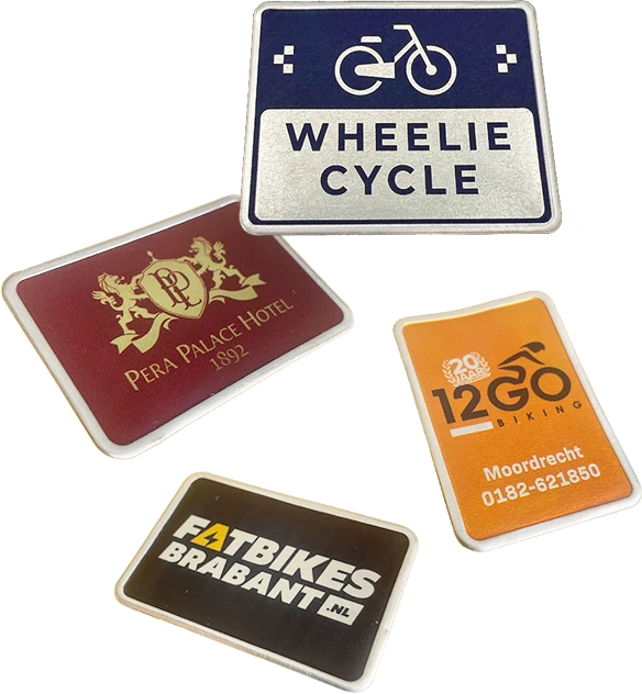 Basic Metal Label