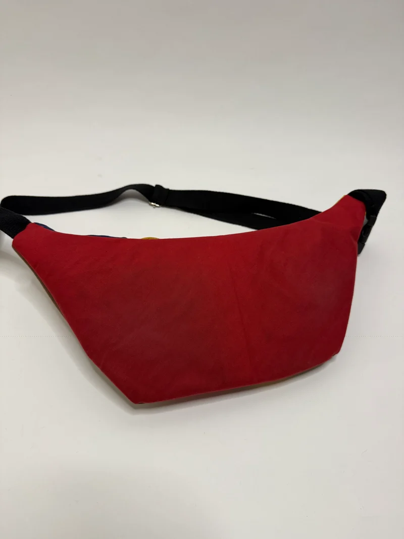 Banane upcyclée imperméable oversize