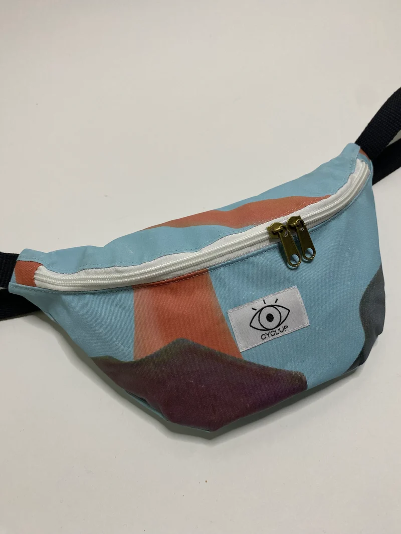 Banane upcyclée imperméable