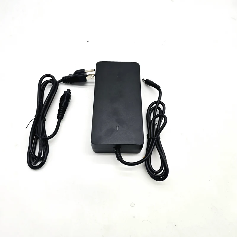 Charger 3A 52V (58.8) Tricycle