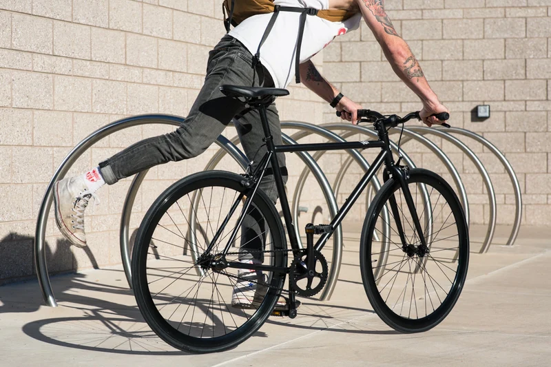 State Bicycle Co. Core-Line Wulf – Matte Black Fixed Gear / Single Speed Bike