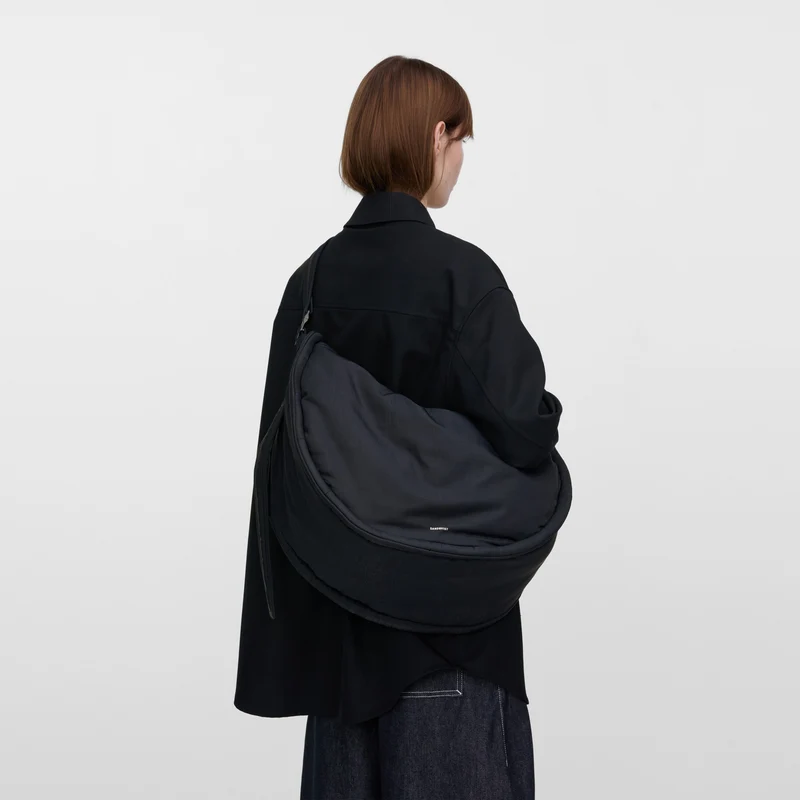 CURVE Half Moon Bag