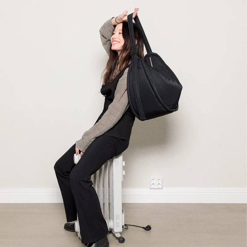 CURVE Half Moon Bag