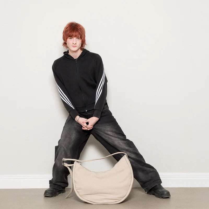CURVE Half Moon Bag