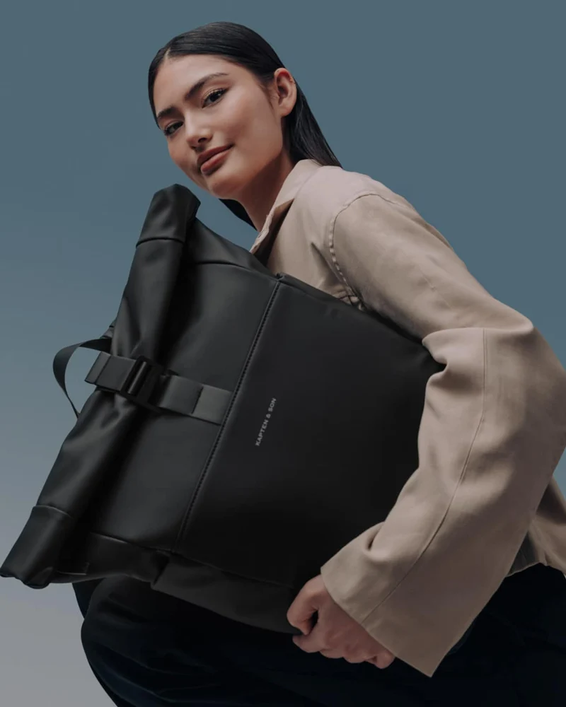 Lund Sleek Full PU