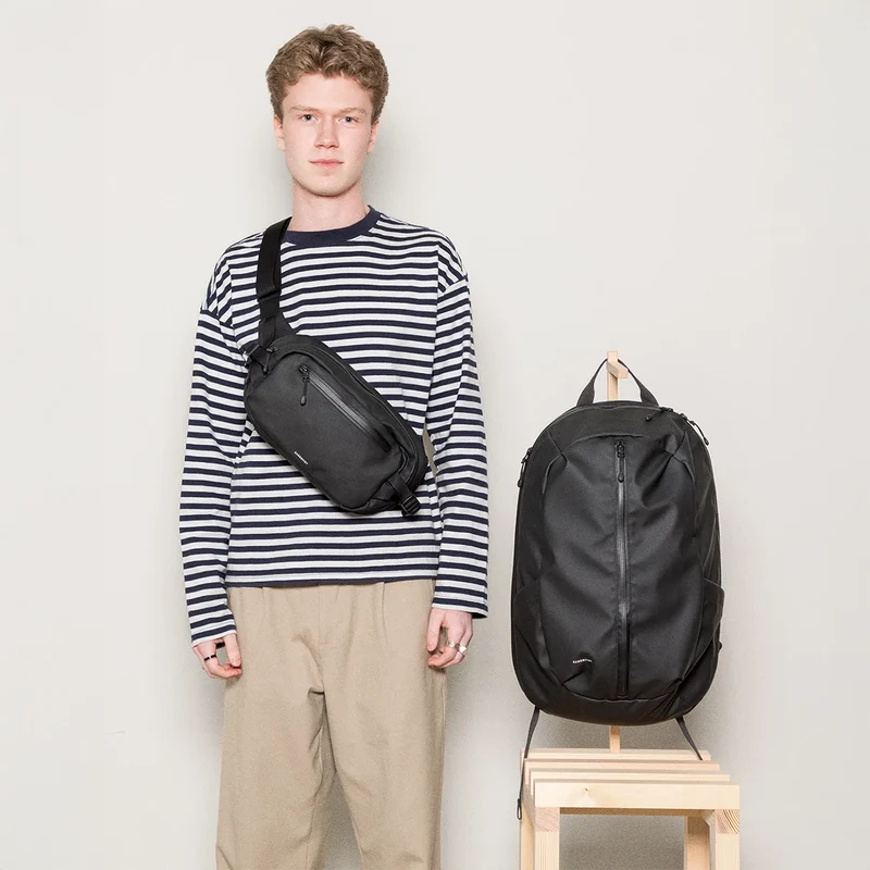 STREAM Sling Bag