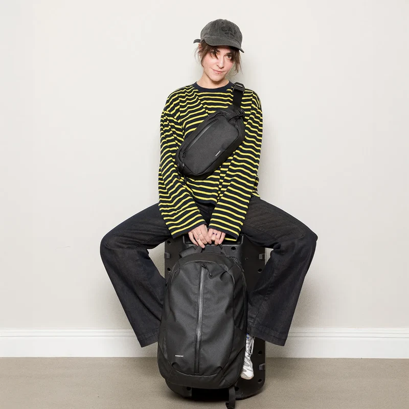 STREAM Sling Bag