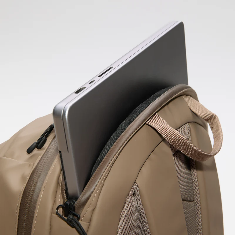 STREAM Zipper Backpack 16"