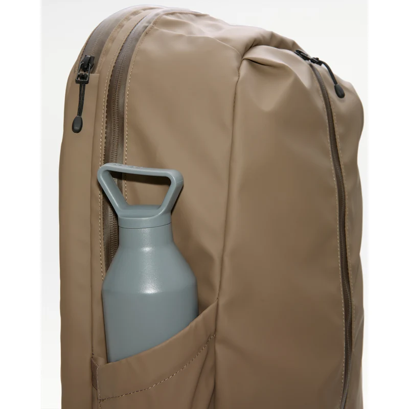 STREAM Zipper Backpack 16"
