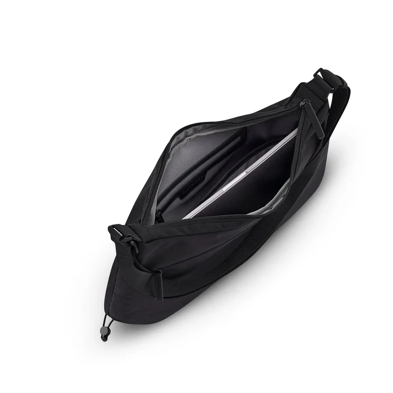 Skara Large Shoulder Bag