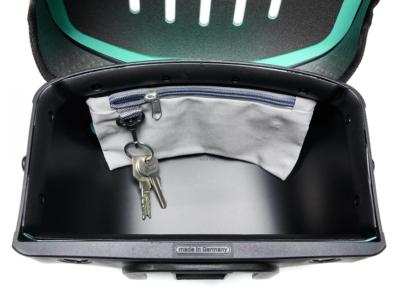 Ortlieb Ultimate Six Free waterproof handlebar bag PVC-free