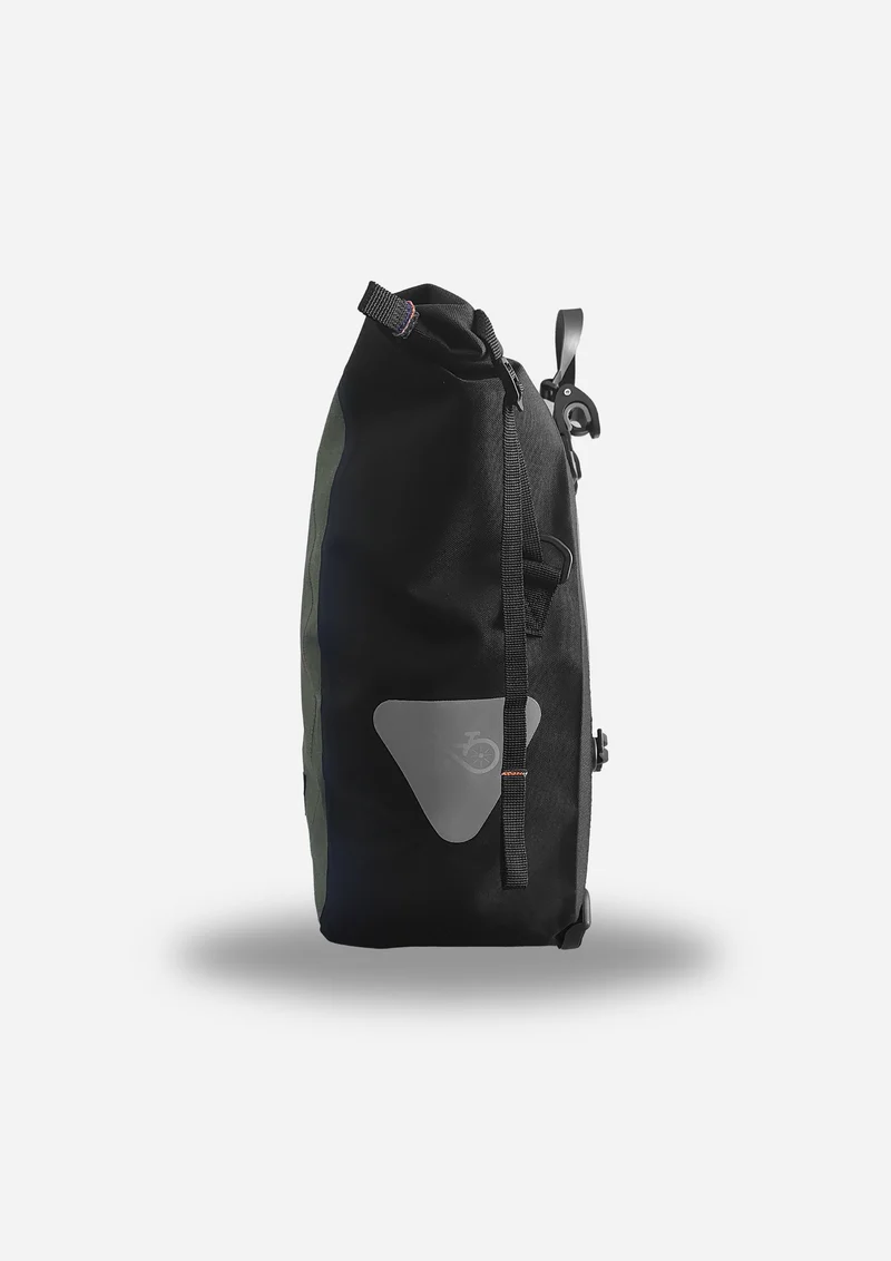 Sacoche vélo étanche recyclée 18L – Urbanion Eco Saddle Bag