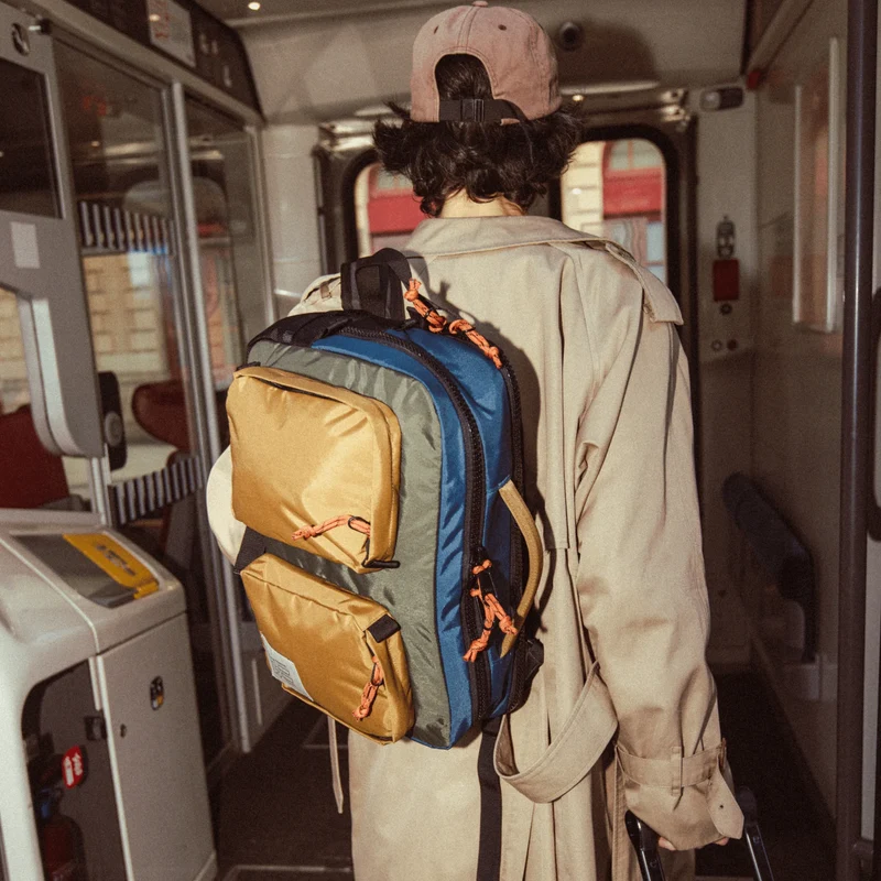 Global Briefcase 20L