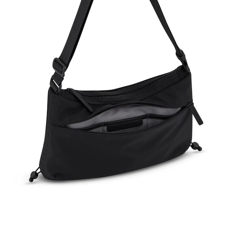 Skara Small Shoulder Bag