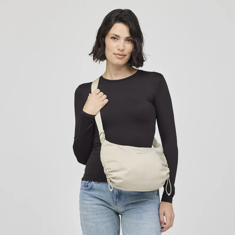 Skara Small Shoulder Bag