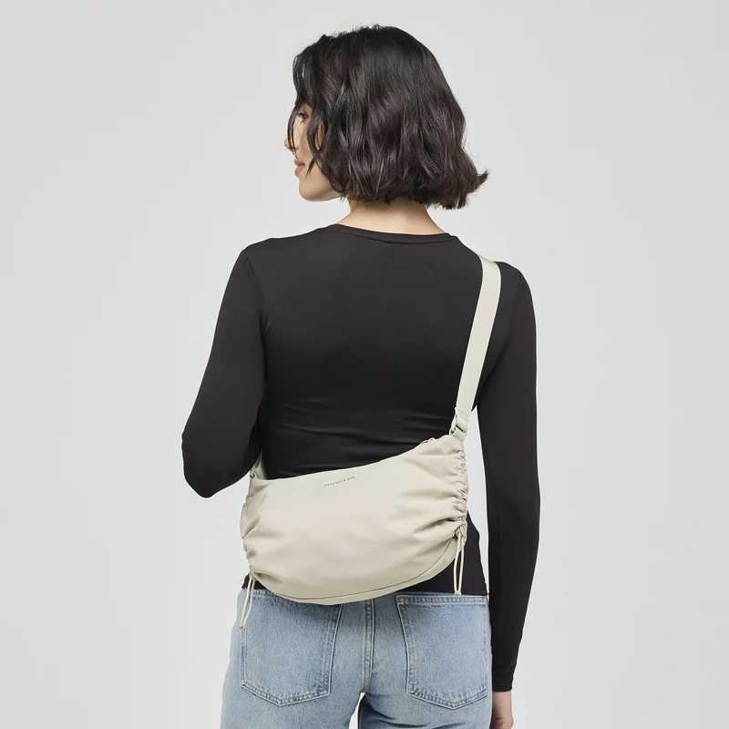 Skara Small Shoulder Bag