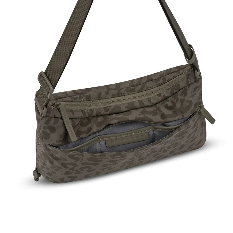 Skara Small Shoulder Bag