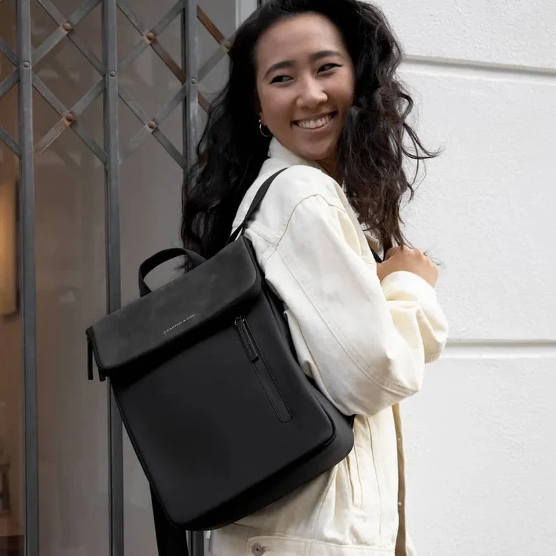 Vallen Backpack