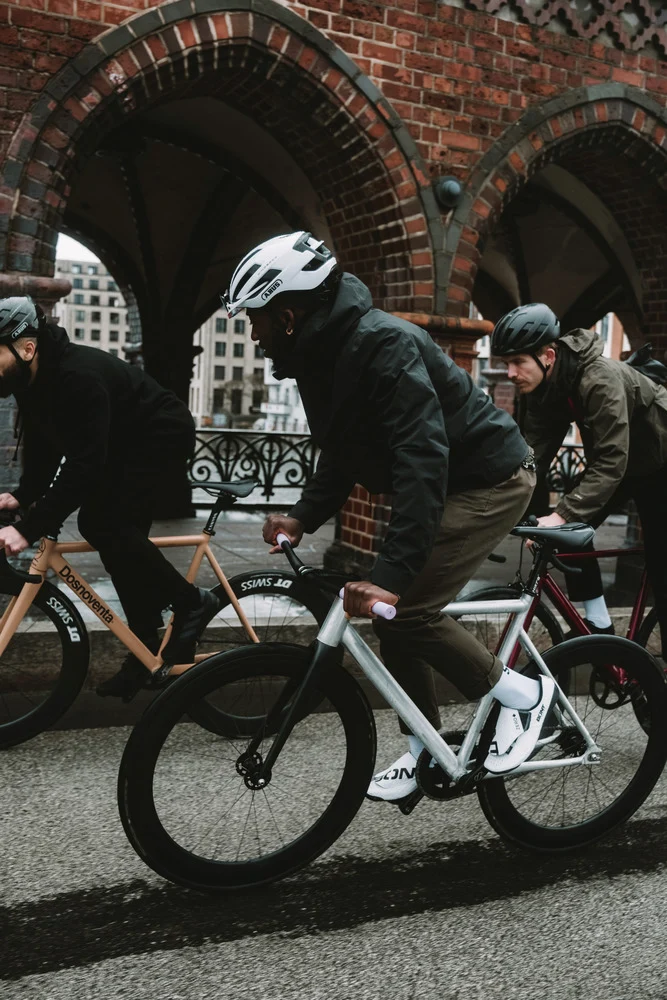 Abus Wingback road bike helmet