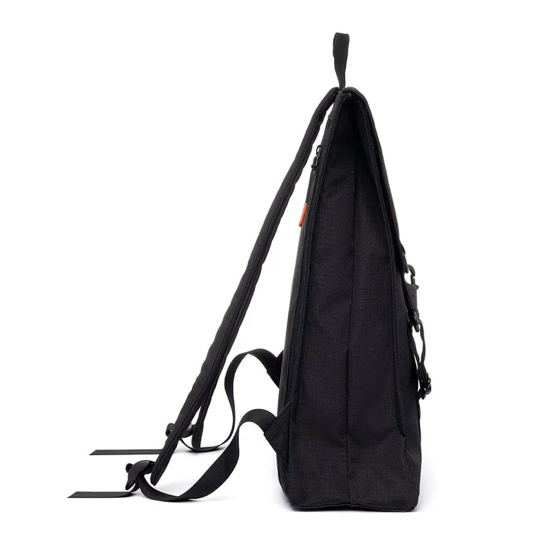 Handy XL Vandra - Recycled Laptop Backpack