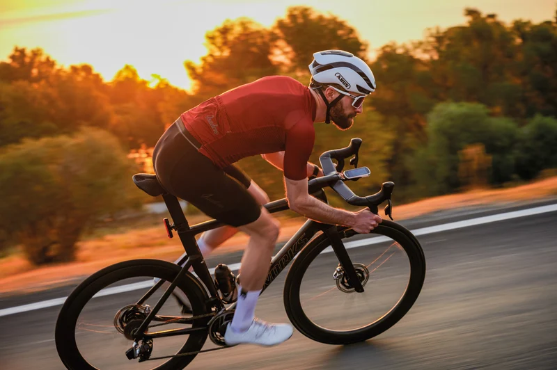 ABUS GameChanger 2.0 road bike helmet