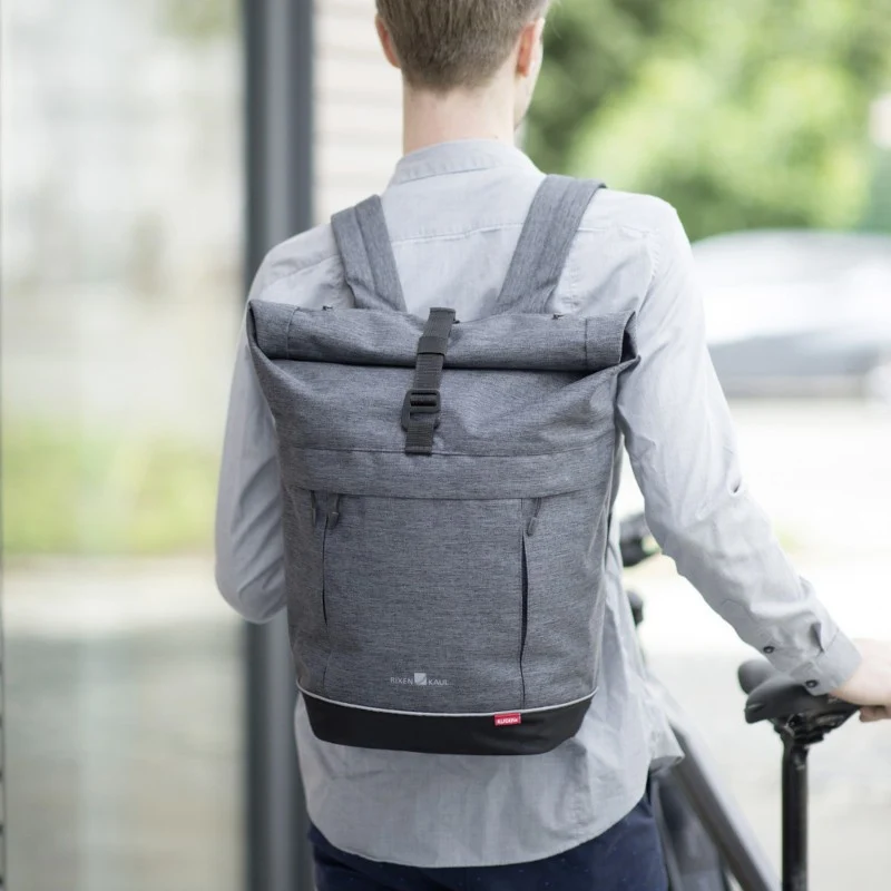 Freepack Switch Klickfix bicycle bag convertible into a backpack