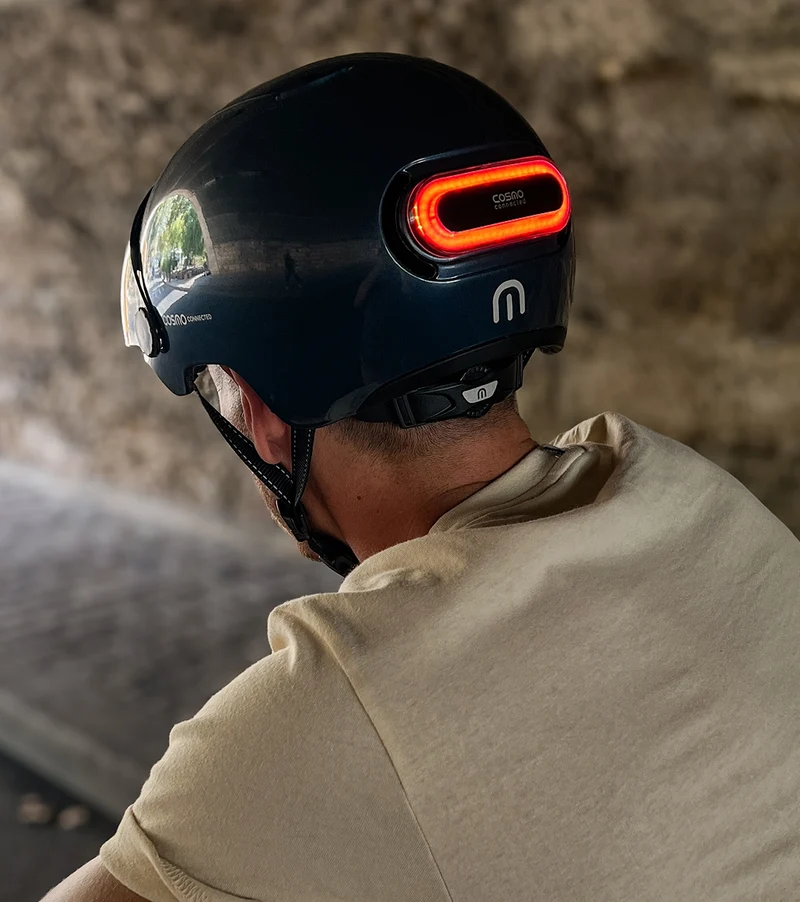 Cosmo Connected Fusion+ urban cycling helmet