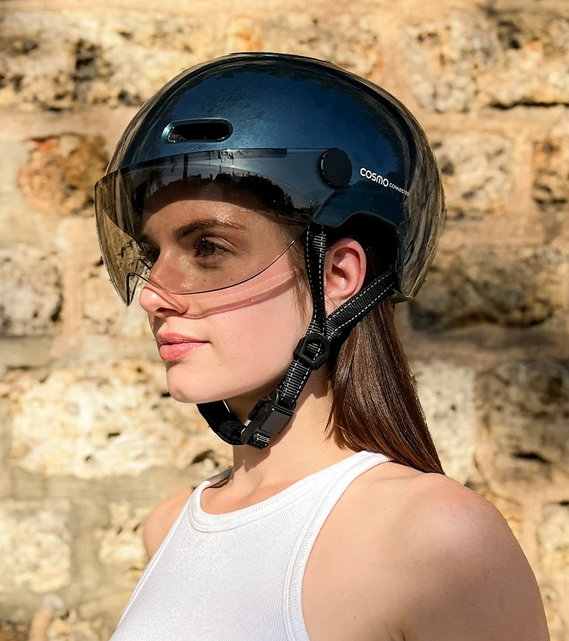 Cosmo Connected Fusion+ urban cycling helmet