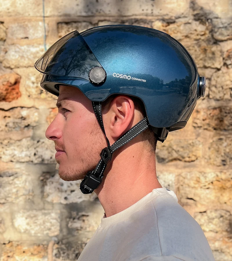 Cosmo Connected Fusion+ urban cycling helmet