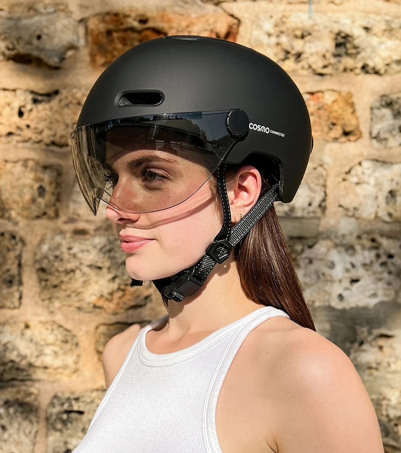 Cosmo Connected Fusion+ urban cycling helmet