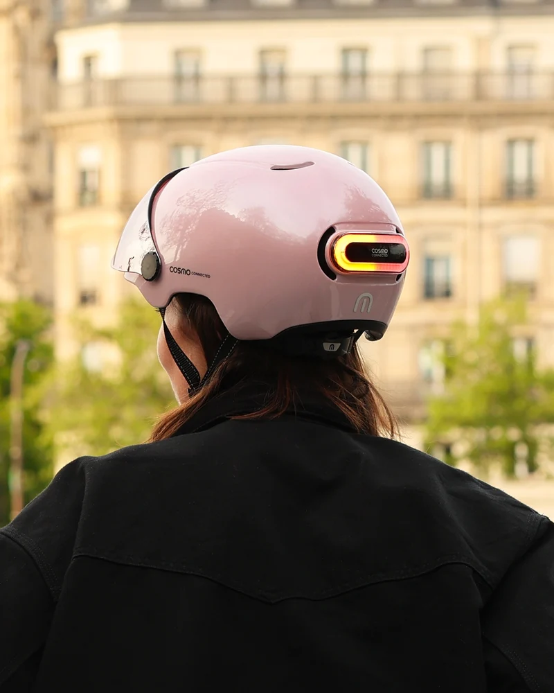 Cosmo Connected Fusion+ urban cycling helmet