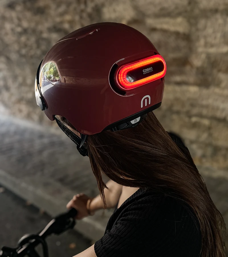 Cosmo Connected Fusion+ urban cycling helmet