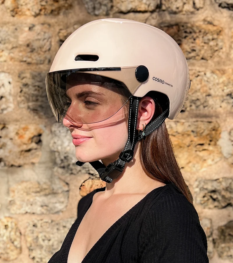 Cosmo Connected Fusion+ urban cycling helmet