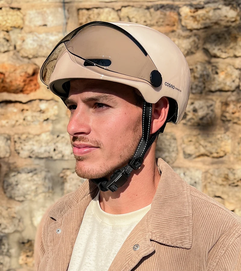 Cosmo Connected Fusion+ urban cycling helmet
