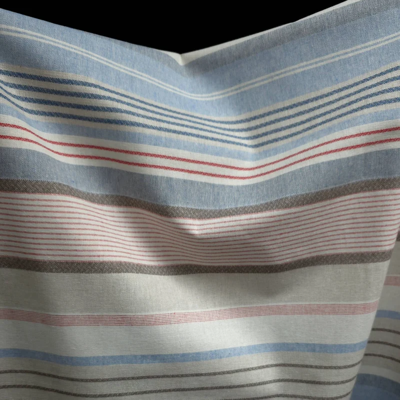 Canevas de coton recyclé tissé teint | Rayures nautiques | Bleu et rouge | Katia Fabrics