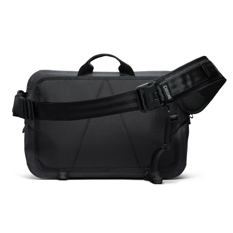 Chrome Kadet Max WP shoulder bag