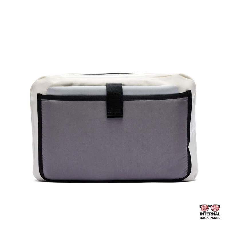 Chrome Kadet Max WP shoulder bag