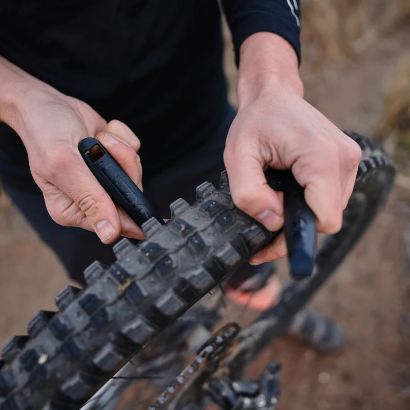Lezyne Power tire changer