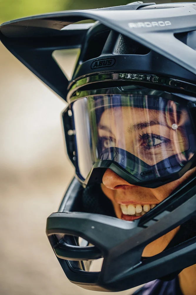 Abus AirDrop MIPS MTB Helmet