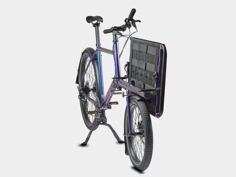 Tilting support for Omnium front platform